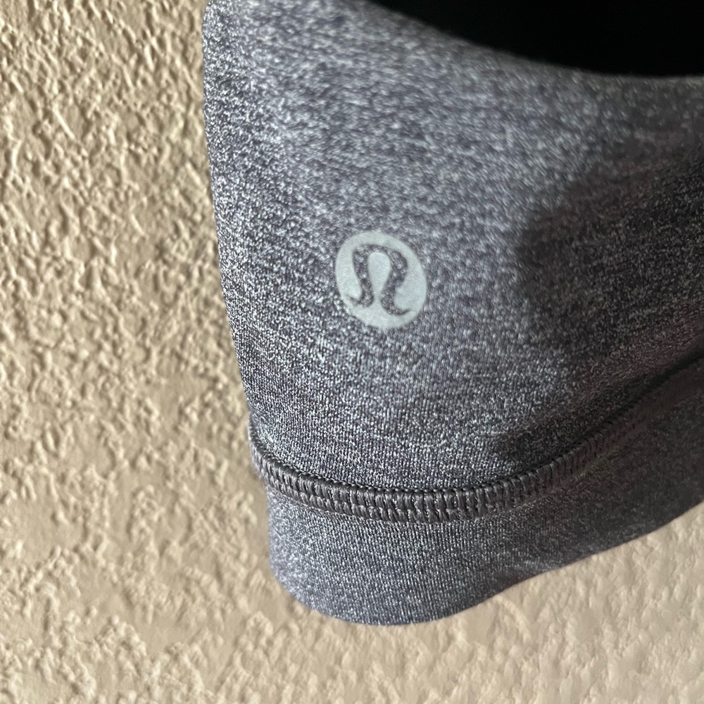 Lululemon Bundle: Tanks & Sports Bra - Perfect for Yoga & Training - Picture 6 of 13